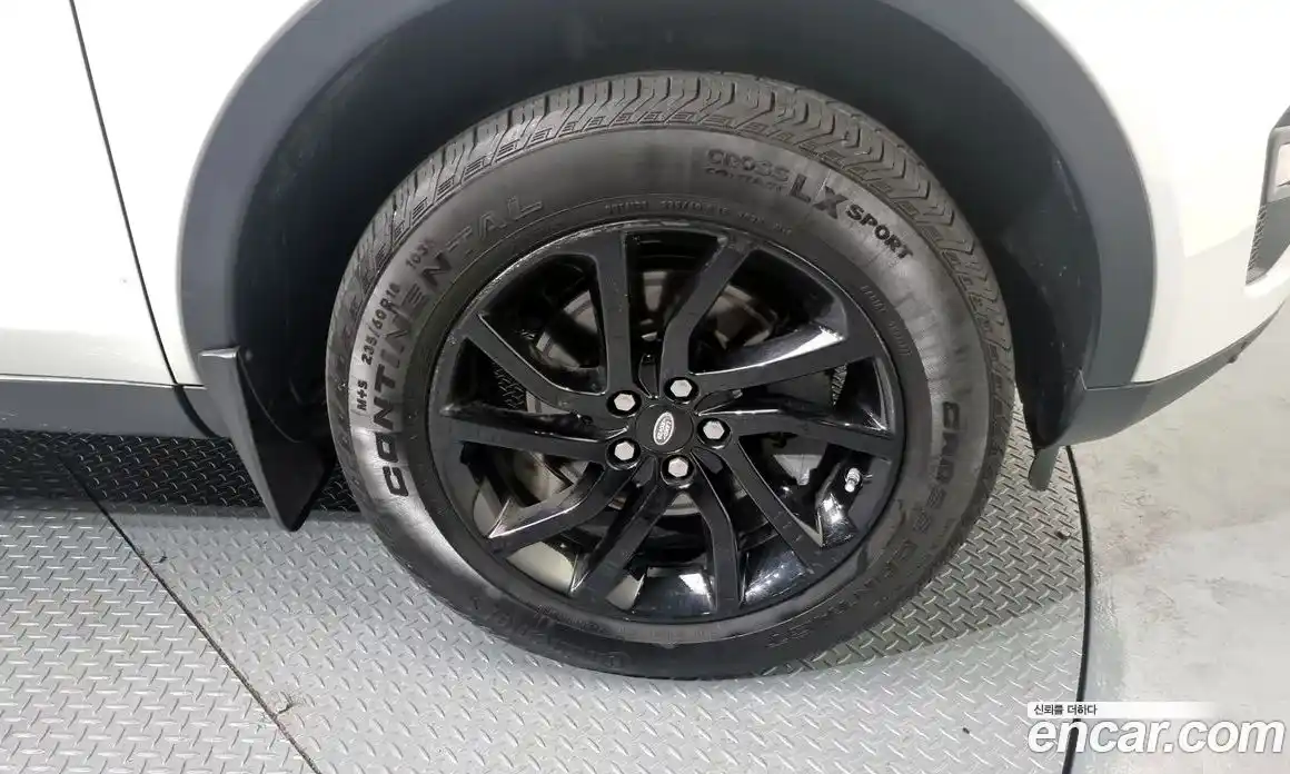 Land Rover Discovery Sport 2017 2.0 гидро в Москве № 154162, фото 5