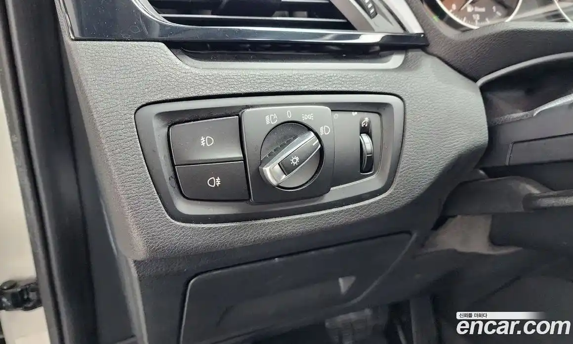BMW X1 2016 2.0 гидро в Москве № 159017, фото 14