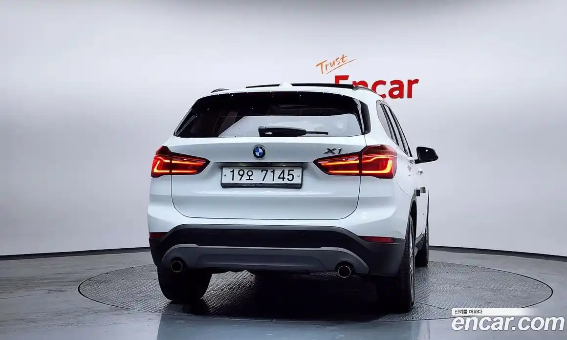 BMW X1 2016 2.0 гидро в Москве № 159017, фото 4