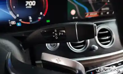 Mercedes-Benz E-Class 2022 2.0 гидро в Москве, миниатюра 9
