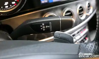Mercedes-Benz E-Class 2018 1.9 гидро в Москве № 161874, миниатюра 9