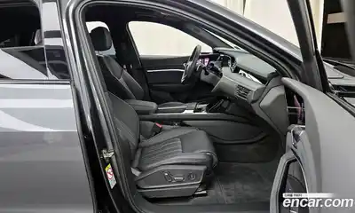 Audi e-tron 2023 0.2 гидро в Москве № 162299, миниатюра 11