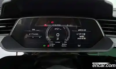 Audi e-tron 2023 0.2 гидро в Москве № 162299, миниатюра 8