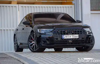 Audi S8 2023 4.0 гидро в Москве № 163938, миниатюра 4