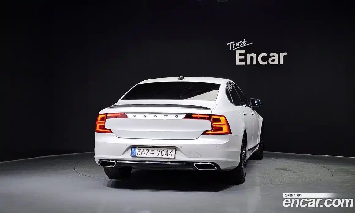 Volvo S90 2018 2.0 гидро в Москве № 164522, фото 4