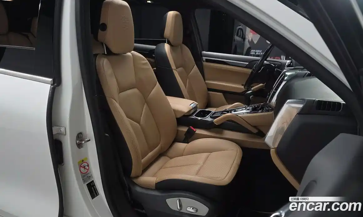 Porsche Cayenne 2014 3.0 гидро в Москве № 165534, фото 10