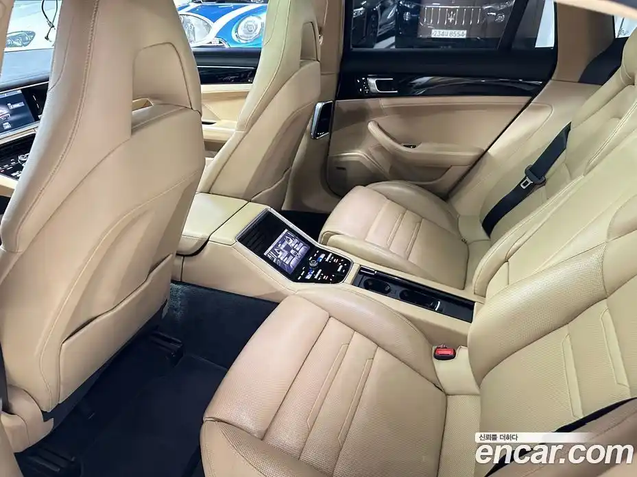 Porsche Panamera 2018 3.0 гидро в Москве № 165682, фото 9