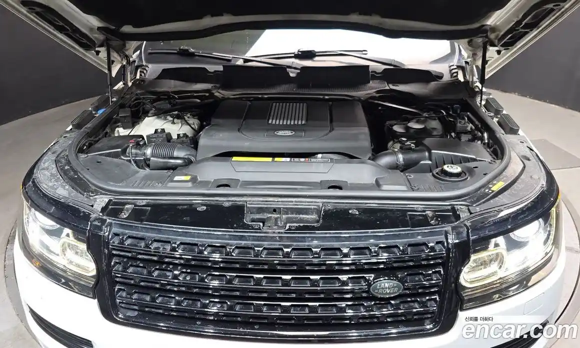 Land Rover Range-Rover 2017 4.4 гидро в Москве № 166554, фото 6