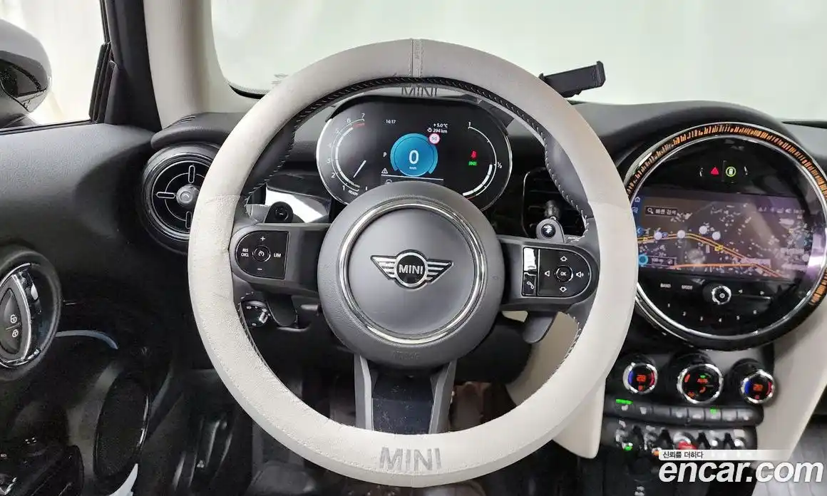 Mini Cooper 2022 2.0 гидро в Москве № 167058, фото 13