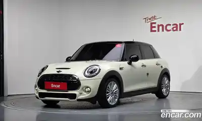 Mini Cooper, 2016