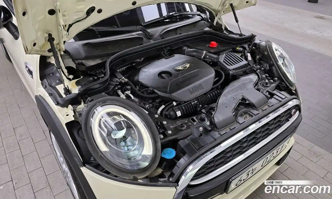 Mini Cooper 2016 2.0 гидро в Москве № 175847, фото 6