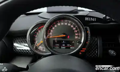 Mini Cooper 2016 2.0 гидро в Москве № 175847, миниатюра 8