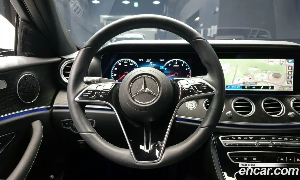 Mercedes-Benz E-Class 2022 2.0 гидро, фото 14