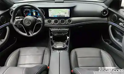 Mercedes-Benz E-Class 2022 2.0 гидро, миниатюра 7