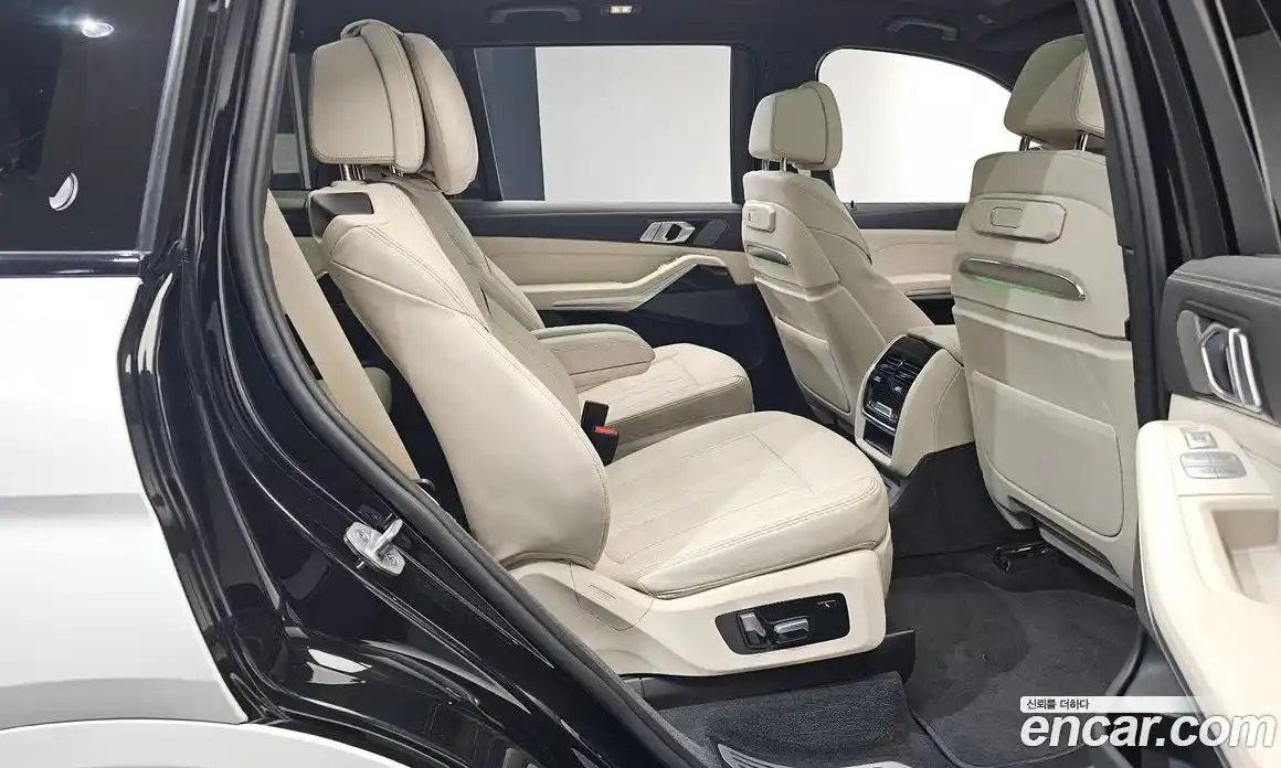 BMW X7 2023 3.0 гидро в Москве № 188785, фото 12