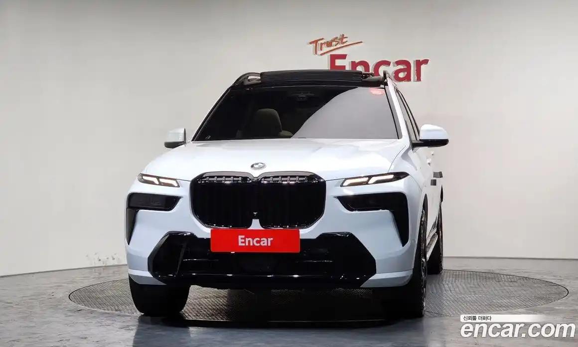 BMW X7 2023 3.0 гидро в Москве № 188785, фото 3