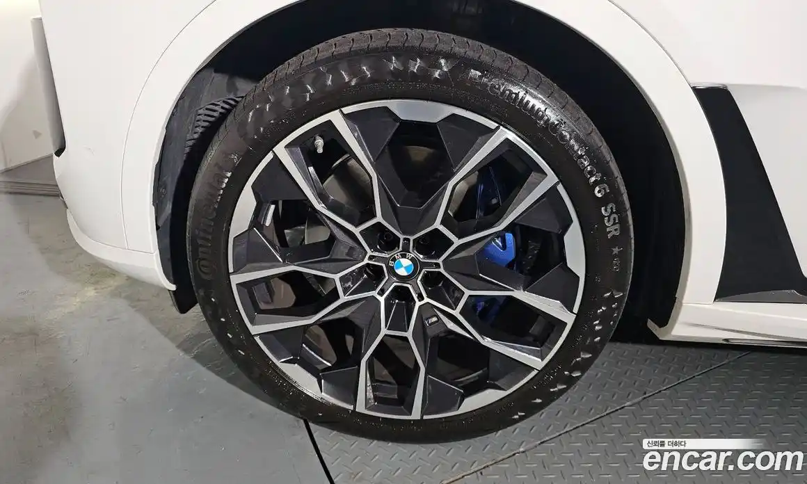 BMW X7 2023 3.0 гидро в Москве № 188785, фото 5
