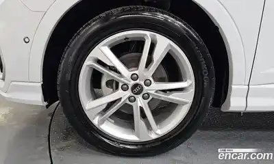 Audi Q3 2023 2.0 гидро в Москве № 192174, миниатюра 5