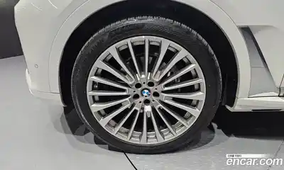 BMW X7 2022 3.0 гидро в Москве № 192617, миниатюра 5