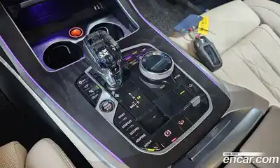 BMW X7 2022 3.0 гидро в Москве № 192617, миниатюра 9