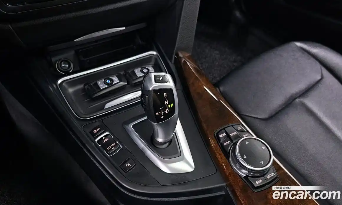 BMW 3-Series 2015 2.0 гидро в Москве № 192628, фото 9