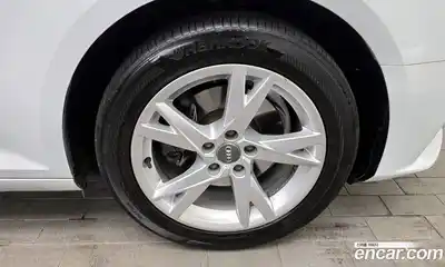 Audi A4 2018 2.0 гидро в Москве № 193361, миниатюра 5