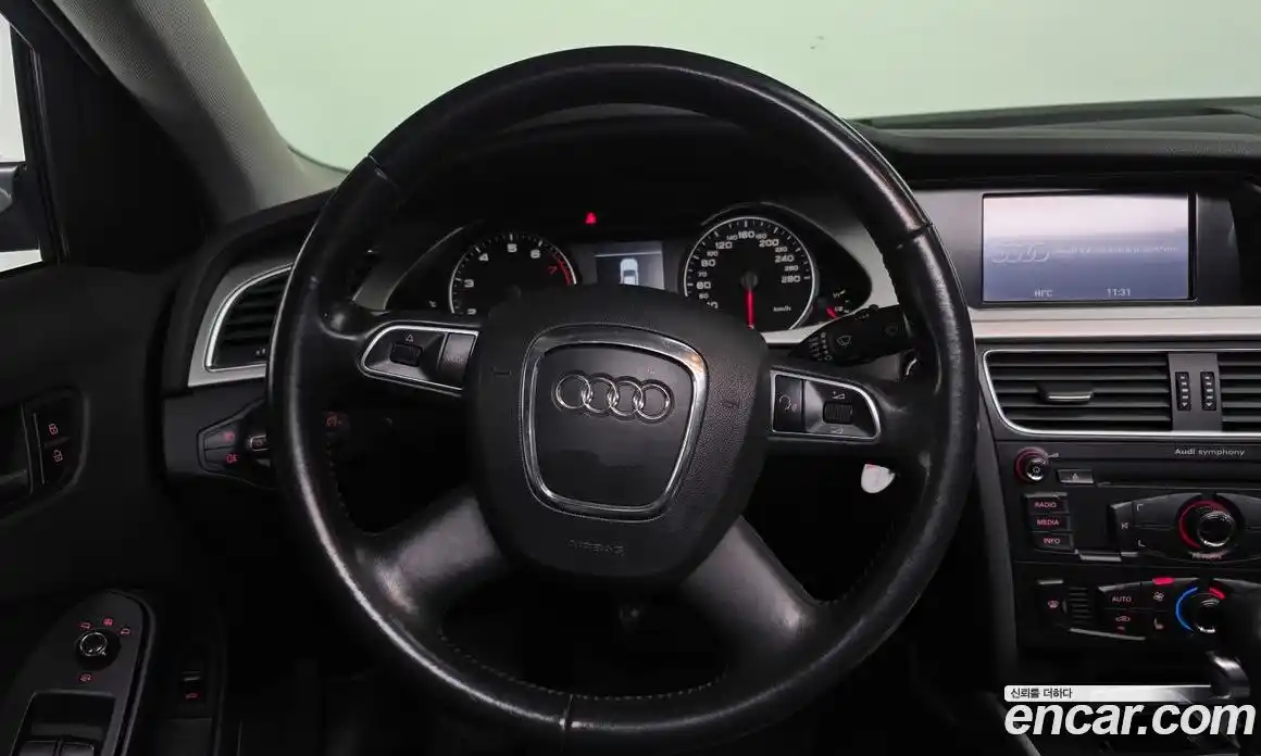 Audi A4 2011 2.0 гидро в Москве № 193924, фото 13