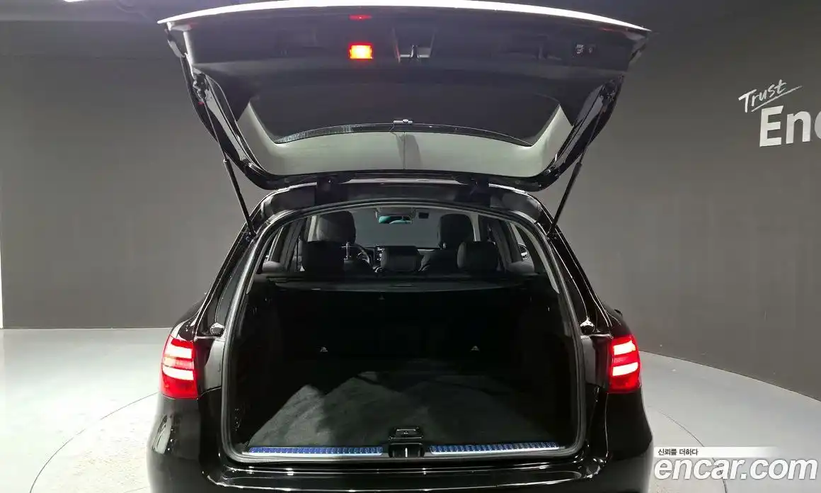 Mercedes-Benz GLC-Class 2019 2.0 гидро в Москве № 194061, фото 20