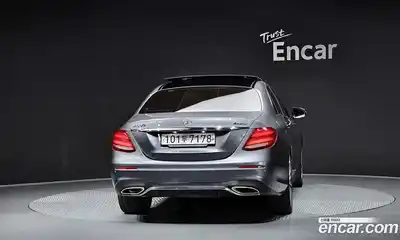 Mercedes-Benz E-Class 2019 2.0 гидро, миниатюра 4