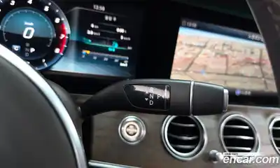 Mercedes-Benz E-Class 2019 2.0 гидро, миниатюра 9