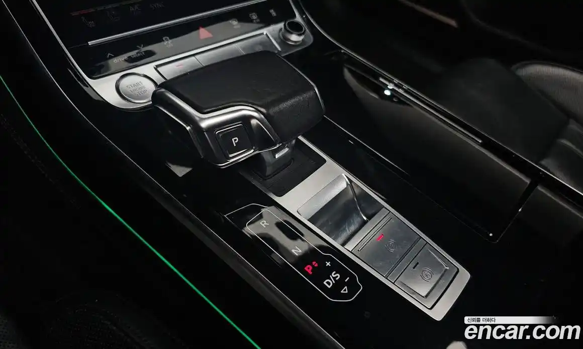 Audi A8 2020 3.0 гидро в Москве № 196452, фото 8
