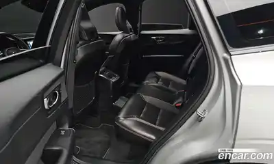 Volvo XC60 2020 2.0 гидро в Москве № 196954, миниатюра 12
