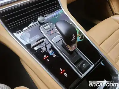 Porsche Panamera 2018 3.0 гидро в Москве № 197950, миниатюра 12