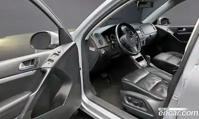 Volkswagen Tiguan 2015 2.0 гидро в Москве № 199217, миниатюра 11