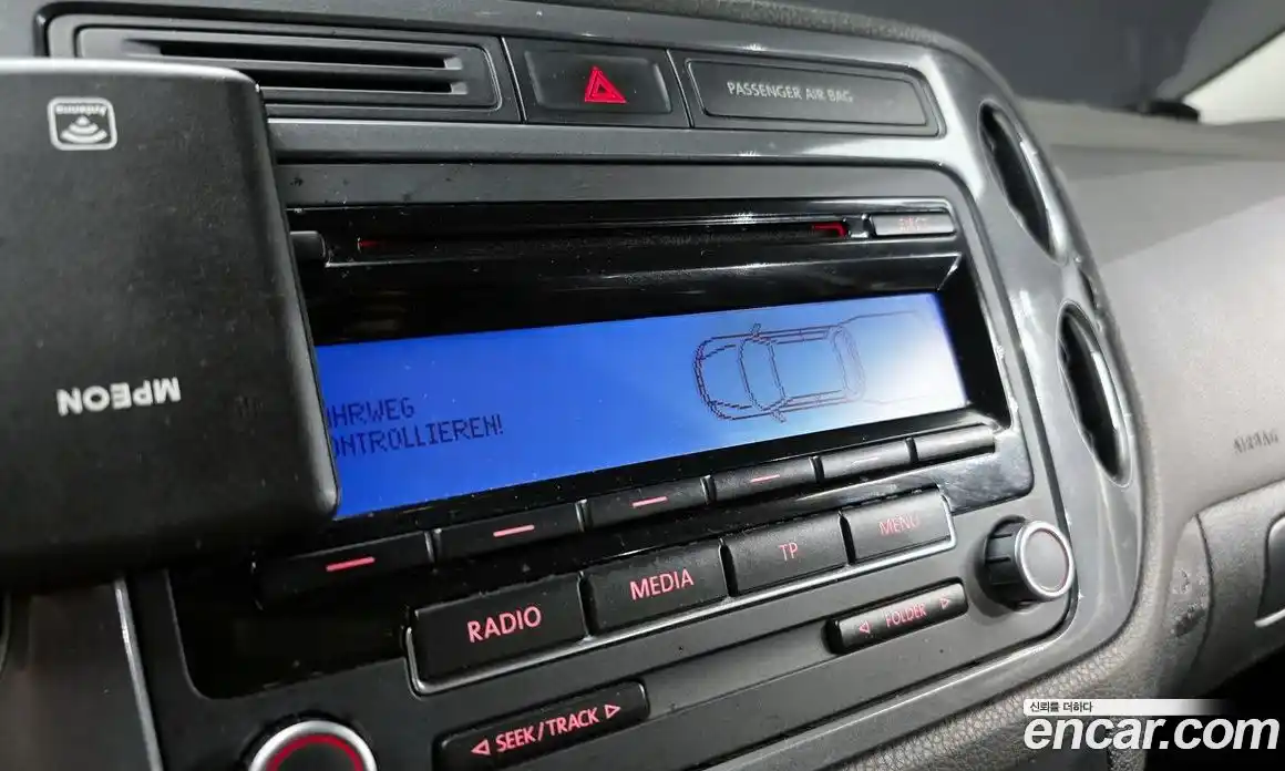 Volkswagen Tiguan 2015 2.0 гидро в Москве № 199217, фото 15
