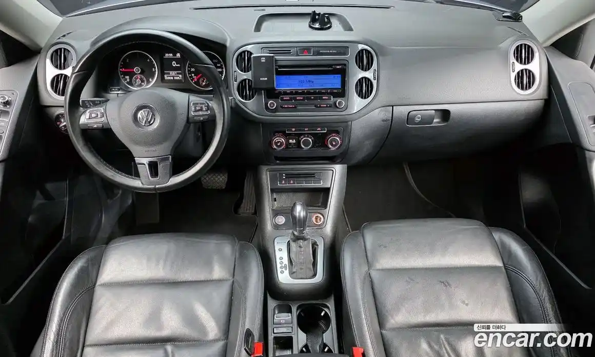 Volkswagen Tiguan 2015 2.0 гидро в Москве № 199217, фото 7
