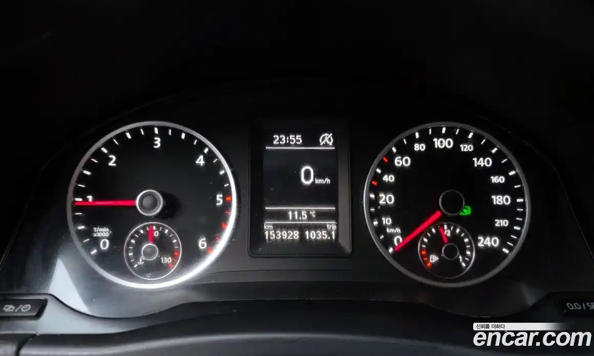 Volkswagen Tiguan 2015 2.0 гидро в Москве № 199217, фото 8