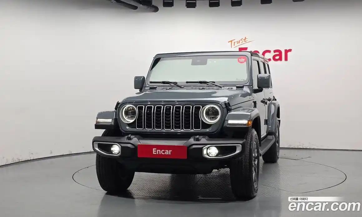 Jeep Wrangler 2024 2.0 гидро в Москве № 199410, фото 3