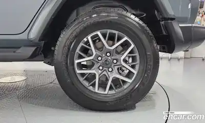 Jeep Wrangler 2024 2.0 гидро в Москве № 199410, миниатюра 5