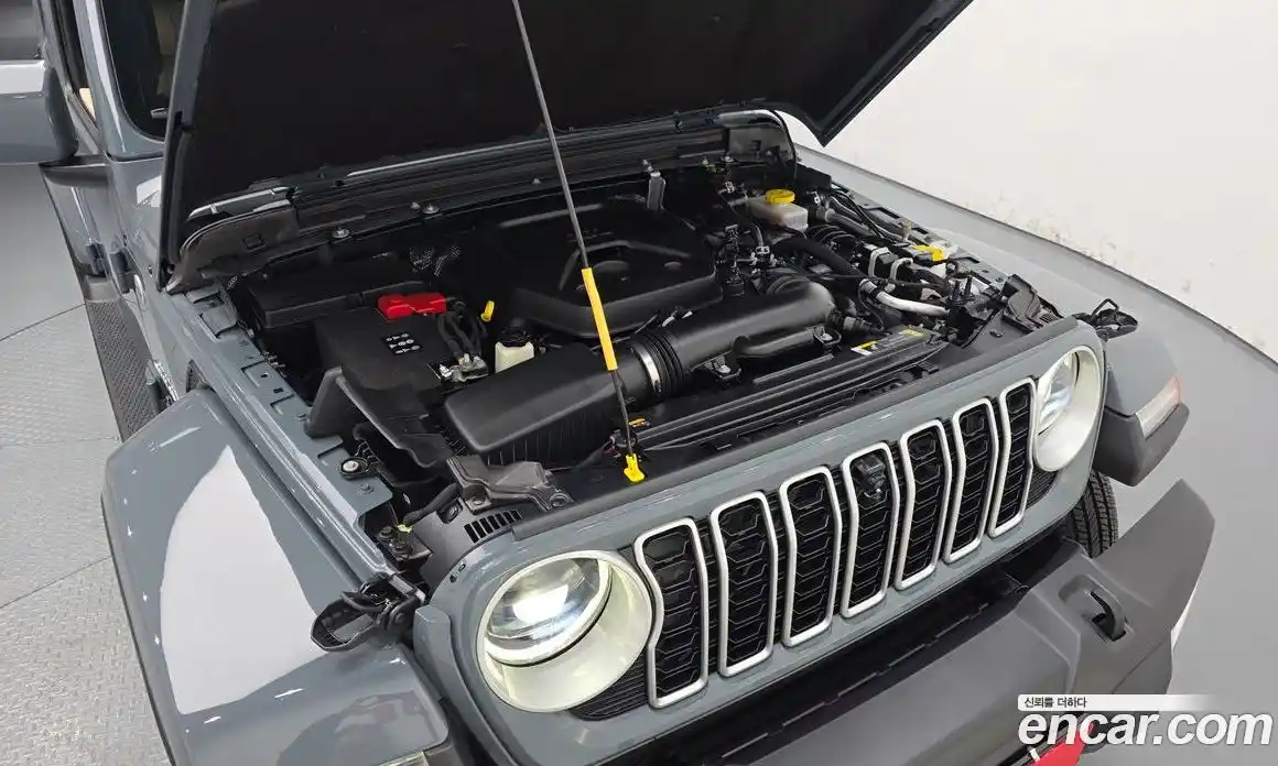 Jeep Wrangler 2024 2.0 гидро в Москве № 199410, фото 6