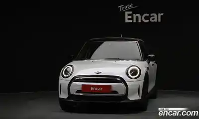 Mini Cooper 2024 1.5 гидро в Москве № 200990, миниатюра 3