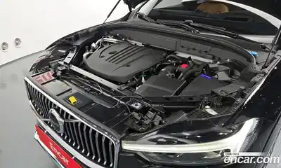 Volvo XC60 2022 2.0 гидро в Москве № 212849, миниатюра 6