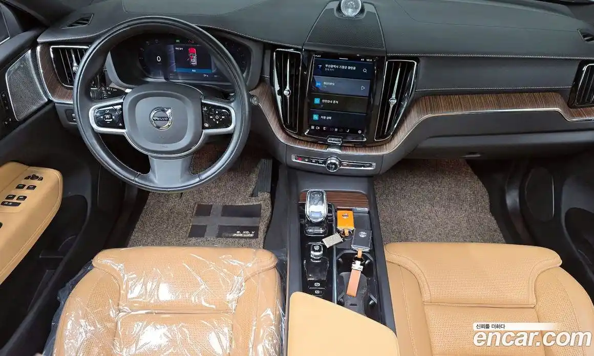 Volvo XC60 2022 2.0 гидро в Москве № 212849, фото 7