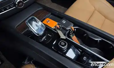 Volvo XC60 2022 2.0 гидро в Москве № 212849, миниатюра 9