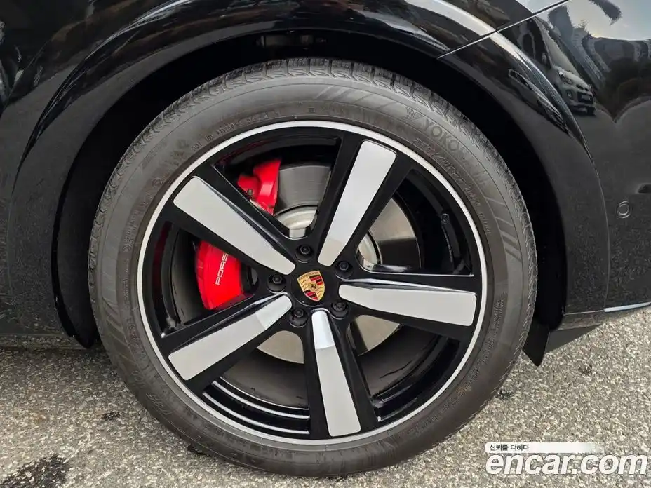 Porsche Cayenne 2025 4.0 гидро в Москве № 212936, фото 17