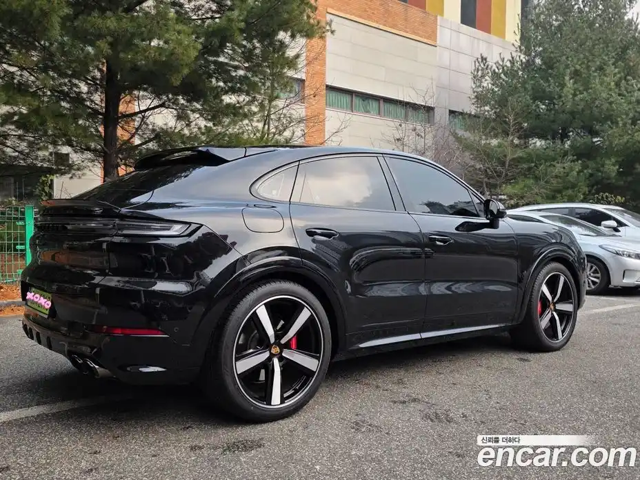 Porsche Cayenne 2025 4.0 гидро в Москве № 212936, фото 3