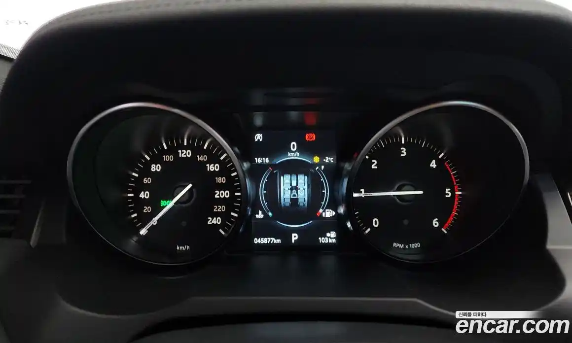 Land Rover Range-Rover Evoque 2019 2.0 гидро в Москве № 213341, фото 8