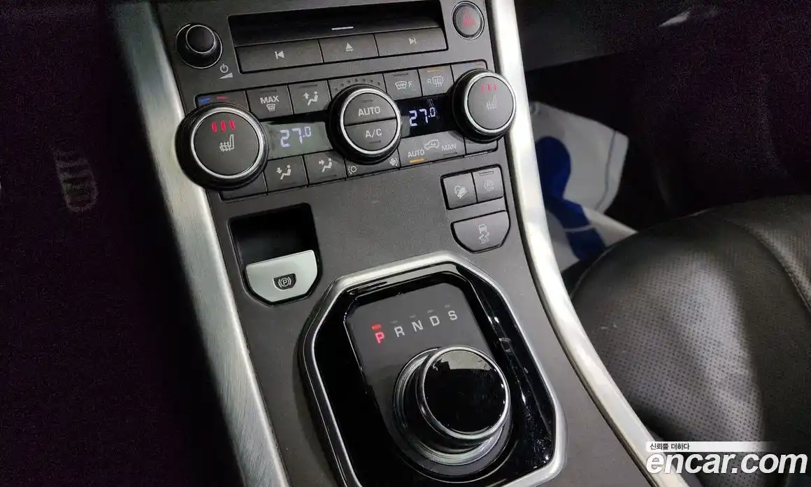 Land Rover Range-Rover Evoque 2019 2.0 гидро в Москве № 213341, фото 9