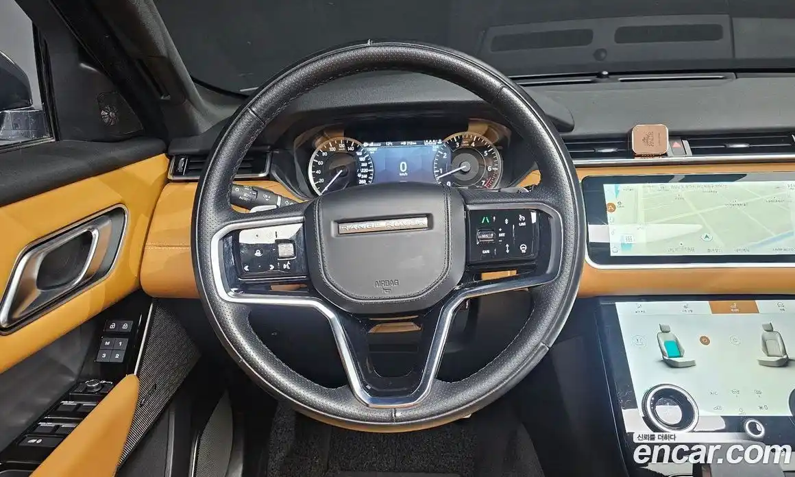 Land Rover Range-Rover Velar 2022 3.0 гидро в Москве № 213375, фото 13