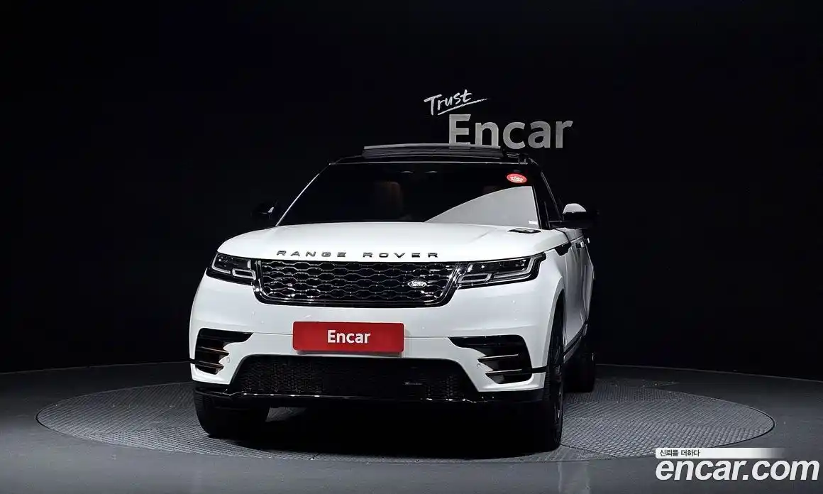 Land Rover Range-Rover Velar 2022 3.0 гидро в Москве № 213375, фото 3